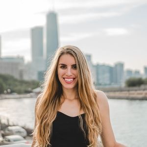 Meet your posher, Ashley